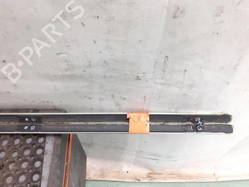 roof-bar-audi-a4-b8-avant-8k5-2007-2008-2009-2010-2011-2012-2013-2014-2015-2016-2017-24787067 main image