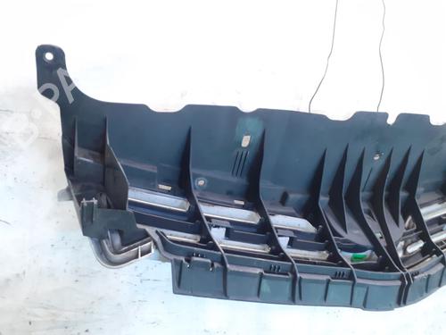 Grille TOYOTA AURIS (_E15_) 1.4 D-4D (NDE150_, NDE150R) | BP29387984C40 