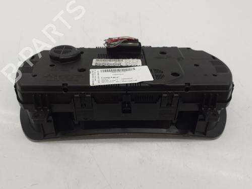 Used Instrument cluster RENAULT KADJAR (HA_, HL_) 1.2 TCe 130 (HLMR) (130 hp) 33003217