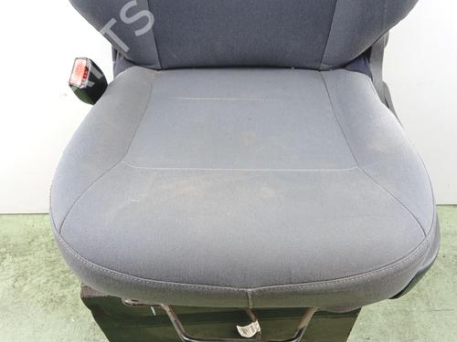 Used Left front seat Left front seat 37538721 37538721