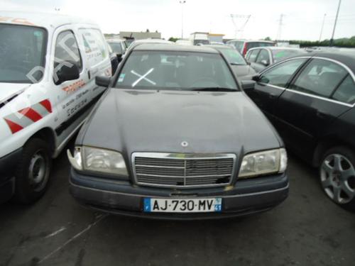 Right headlight MERCEDES-BENZ C-CLASS (W202) C 250 Turbo-D (202.128) | BP24774118C29 