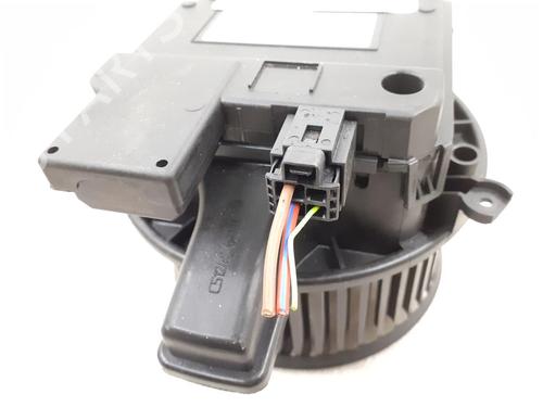 Used Heater blower motor AUDI Q5 Sportback (FYT) 50 TFSI e quattro (299 hp) 24791484