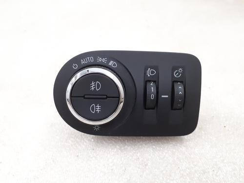 Used Headlight switch OPEL ZAFIRA TOURER C (P12) 2.0 CDTi (75) (130 hp) 24793502