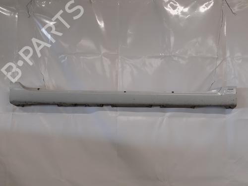 Used Right sideskirt Right sideskirt SUZUKI SWIFT VI (ZD_, ZC_) 1.2 VVT Hybrid (ZCEDS, AOL312) (83 hp) 33118923 33118923