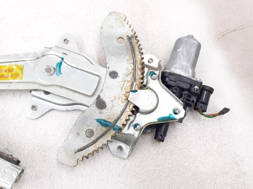 Used Front right window mechanism Front right window mechanism SUZUKI ALTO VII (GF, HA25_, HA35_) 1.0 (AMF310, GFC31S) (68 hp) 24789042 24789042