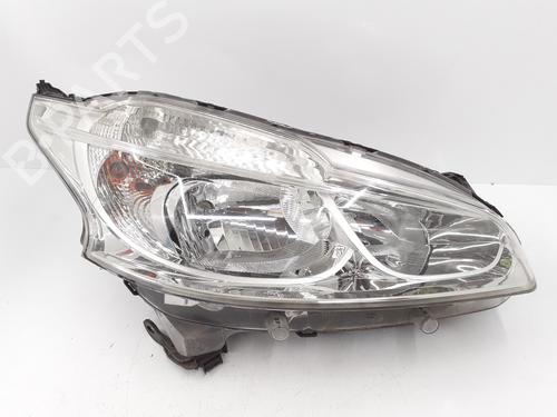 Phare droit PEUGEOT 208 I (CA_, CC_) 1.0 VTi (68 hp) 30712745
