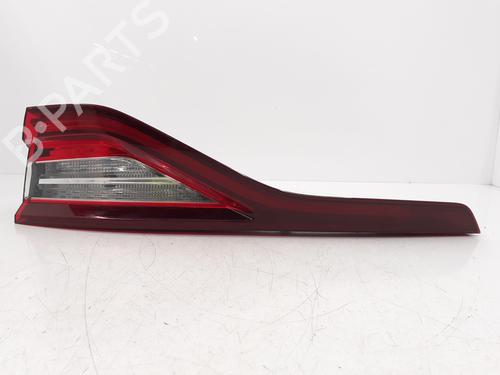 Used Right tailgate light Right tailgate light RENAULT MEGANE IV Hatchback (B9A/M/N_) 1.2 TCe 130 (B9MR) (130 hp) 32208146 32208146