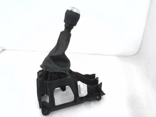 Used Gear lever RENAULT TWINGO III (BCM_, BCA_) [2014-2025]  24780679