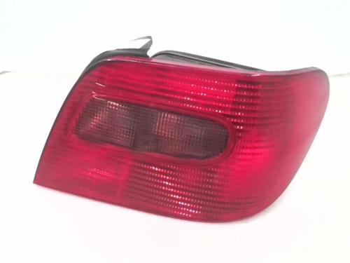 Used Right taillight CITROËN XSARA (N1) 1.6 16V (109 hp) 24781539