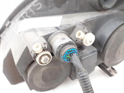 Right headlight LANCIA MUSA (350_) 1.9 D Multijet (350.AXC1A) | BP24785620C29 