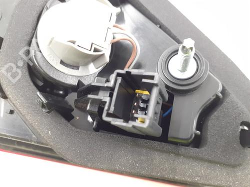 Left tailgate light RENAULT MEGANE IV Grandtour (K9A/M/N_) 1.5 dCi 110 | BP31585927C79 