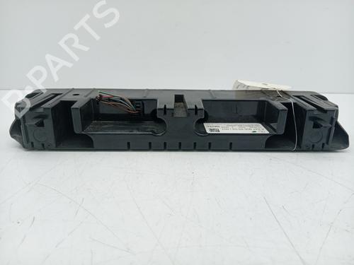 Used Climate control Climate control 37742109 37742109
