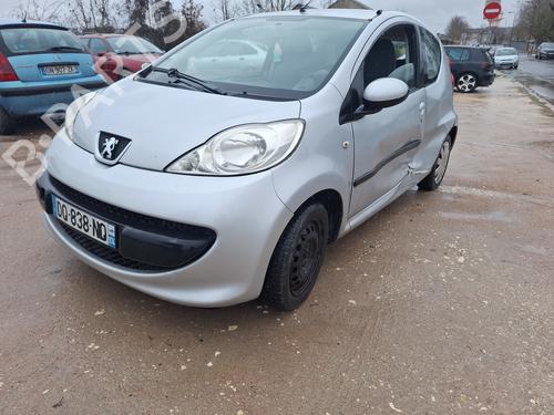 Used Parts PEUGEOT 107 (PM_, PN_)  1.0  4475544