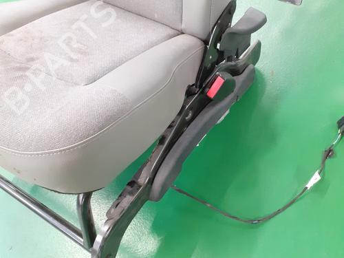Right front seat RENAULT KANGOO Express (FW0/1_) 1.5 dCi 95 (FW16) | BP25484184C16