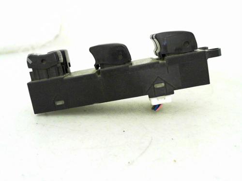 Switch NISSAN ALMERA II Hatchback (N16) 1.5 | BP24778527I30 