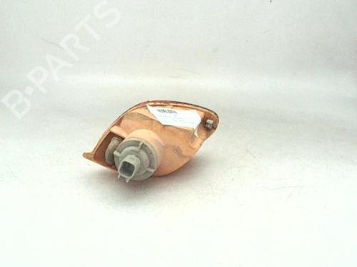 Right front indicator FORD FOCUS I (DAW, DBW) 1.6 16V | BP24778719C33 