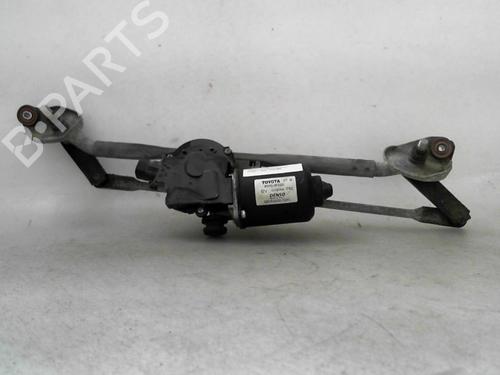 Used Front wiper motor TOYOTA COROLLA Verso (ZER_, ZZE12_, R1_) 2.0 D-4D (CUR10_, CUR10R) (116 hp) 24774903
