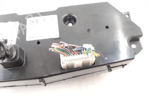 AC-Styringsenhed/Manøvreenhed MAZDA 2 (DE_, DH_) 1.3 MZR (DE3FS) (84 hp) 24784129