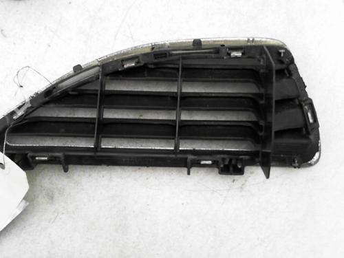 Used Grille RENAULT MEGANE I (BA0/1_) 1.6 16V (BA04, BA0B, BA11, BA1J, BA16, BA19, BA1K, BA1V,... (107 hp) 24777429