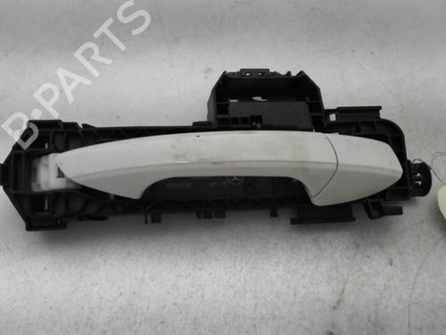Used Front right exterior door handle MERCEDES-BENZ CLA Shooting Brake (X117) CLA 180 (117.942) (122 hp) 24775989