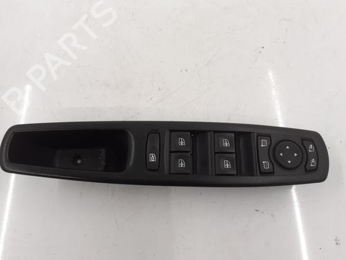 Used Switch Switch RENAULT SCÉNIC III (JZ0/1_) 1.2 TCe (JZ16) (132 hp) 30898932 30898932