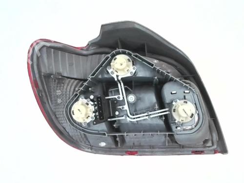 Used Right taillight Right taillight TOYOTA YARIS (_P1_) 1.4 D-4D (NLP10_, NLP10R) (75 hp) 24782413 24782413