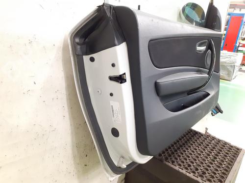 Dør venstre fortil BMW 1 (E81) 118 d | BP30537387C2 