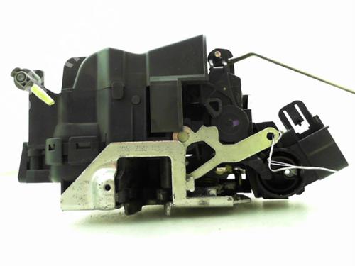 Front right lock MERCEDES-BENZ CLK (C208) CLK 230 Kompressor (208.348) | BP24776172C97 