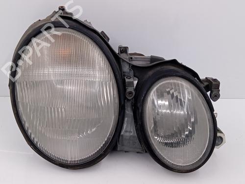 Used Right headlight MERCEDES-BENZ CLK Convertible (A208) CLK 230 Kompressor (208.447) (193 hp) 29537748
