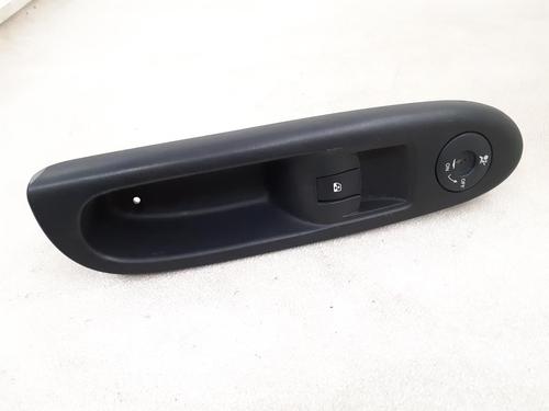 Used Right front window switch RENAULT CLIO II (BB_, CB_) 1.5 dCi (B/CB08) (82 hp) 24792091
