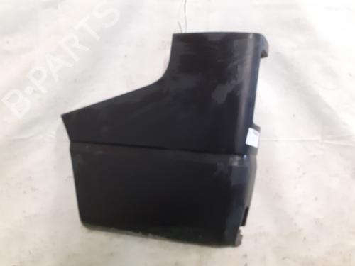 Używane Narożnik zderzaka RENAULT TRAFIC III Van (FG_) 2.0 dCi 150 (FGMU) (150 hp) 27562423