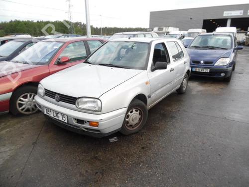 Left taillight VW GOLF III (1H1) 1.4 | BP24773780C34