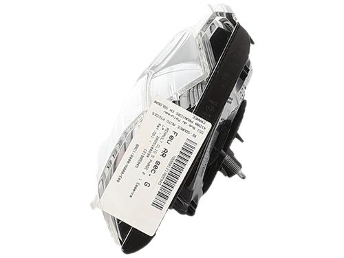 left-tailgate-light-renault-clio-v-b7_-2019-37741971 main image