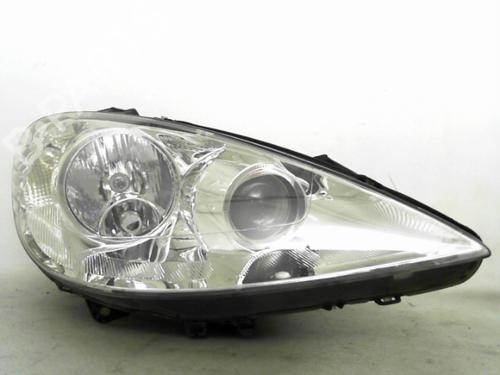 Used Right headlight PEUGEOT 807 (EB_) 2.2 HDi (128 hp) 24778120