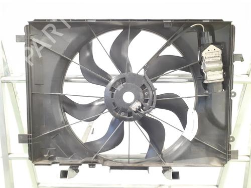 Used Radiator fan MERCEDES-BENZ GLA-CLASS (X156) GLA 220 CDI 4-matic (156.905) (170 hp) 31114554