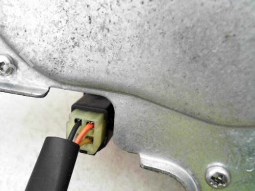 Essuie-glace moteur arrière SUZUKI SWIFT III (MZ, EZ) 1.3 (RS413, ZC11S) (92 hp) 24777236