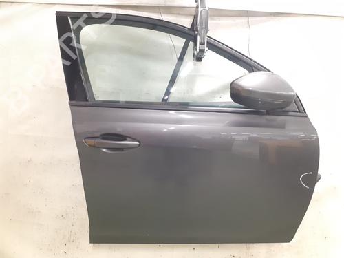 Dør høyre foran PEUGEOT 308 II (LB_, LP_, LW_, LH_, L3_) 1.6 BlueHDi 120 (120 hp) 30846569