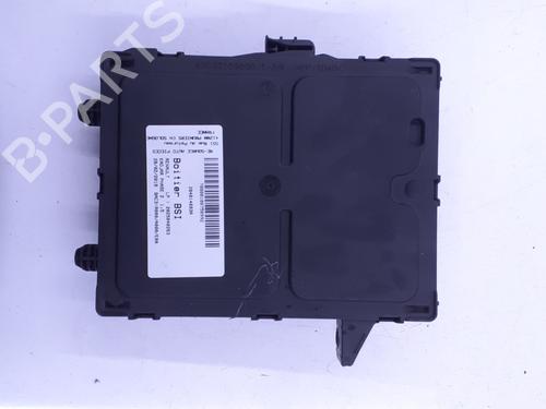 Used Fuse box RENAULT KADJAR (HA_, HL_) 1.5 BLUE dCi 115 (HLA6) (116 hp) 29913727