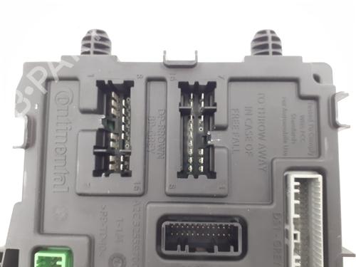 Fuse box RENAULT MEGANE IV Hatchback (B9A/M/N_) 1.2 TCe 130 (B9MR) | BP32133708E1