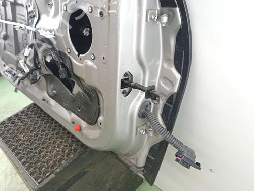 Used Left front door Left front door 37742423 37742423