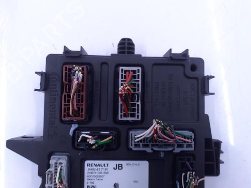 Fuse box RENAULT CAPTUR II (HF_) TCe 140 (HFN0) | BP29232468E1 