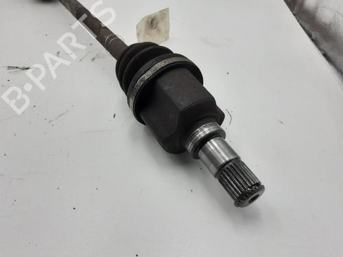 Arbre de transmission arrière droit RENAULT SCÉNIC I MPV (JA0/1_, FA0_) 1.9 dCi RX4 (102 hp) 24787017