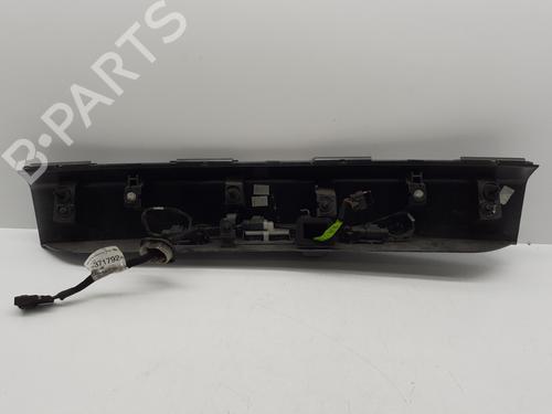 Used Rear center light Rear center light PEUGEOT 2008 II (UD_, US_, UY_, UJ_, UR_, UC_) e-2008 (UKZKXZ) (136 hp) 33183668 33183668