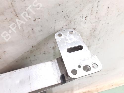 Used Front bumper reinforcement Front bumper reinforcement 24798376 24798376