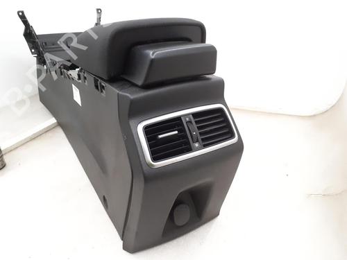 Used Armrest / Center console Armrest / Center console RENAULT MEGANE IV Hatchback (B9A/M/N_) 1.5 dCi 90 (B9A1) (90 hp) 24792602 24792602