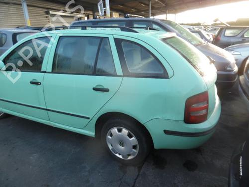 Retrovisor derecho SKODA FABIA I Combi (6Y5) 1.9 SDI | BP24774548C27 