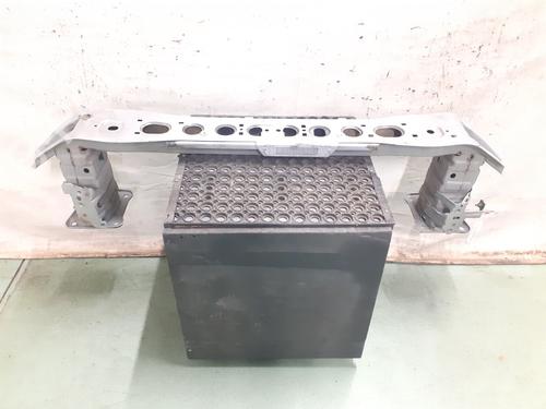 Used Front bumper reinforcement FORD FOCUS III 1.5 EcoBoost (150 hp) 32295265