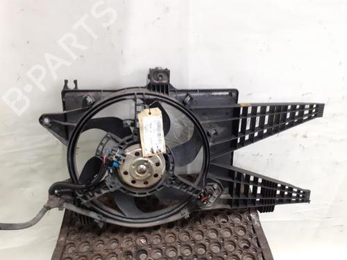 Used Radiator fan FIAT PUNTO (188_) 1.3 JTD 16V (70 hp) 24781426