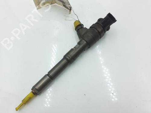 Inyector Inyector RENAULT CAPTUR I (J5_, H5_) 1.5 dCi 90 (J5N4, J5M5, J5MW, J5M6, J5AL, J5AJ) (90 hp) 32852614 32852614