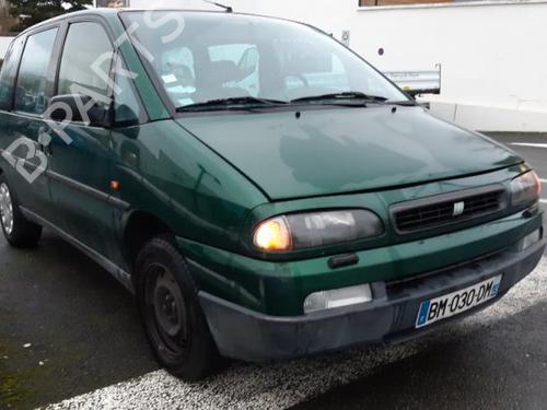 Pièces Détachées Usagées FIAT ULYSSE (220_) 2.0 JTD (109 hp) 2412554